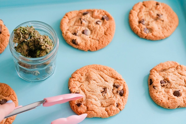 5 Cannabis Recipes to Bake at Home